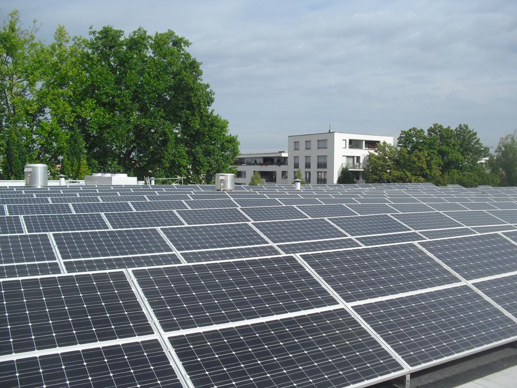 Photovoltaikanlage auf einem Flachdach